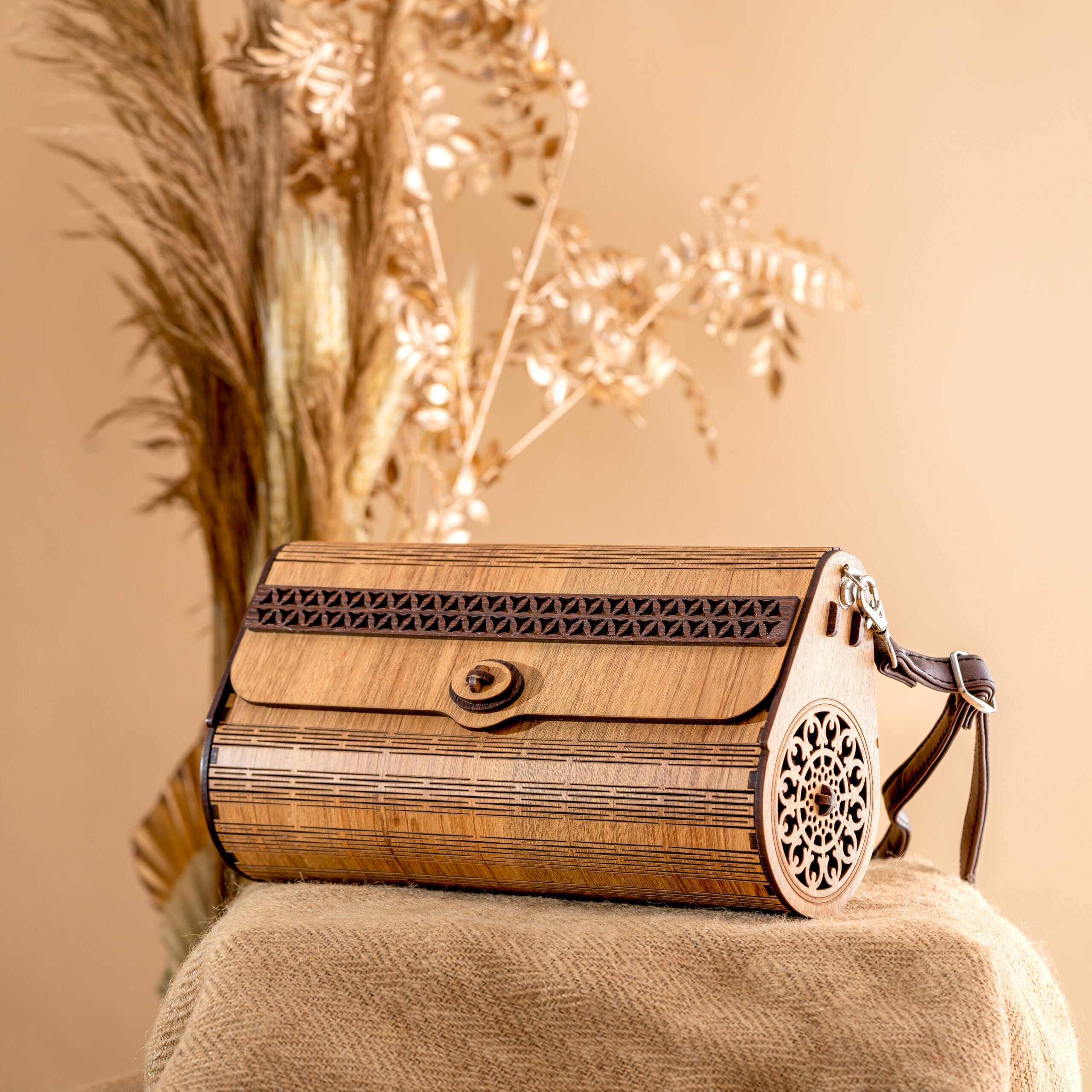 Brown (Base) Handmade Openable Leather Flap Wooden Clutch Bag at Rs  2800/piece in Surat